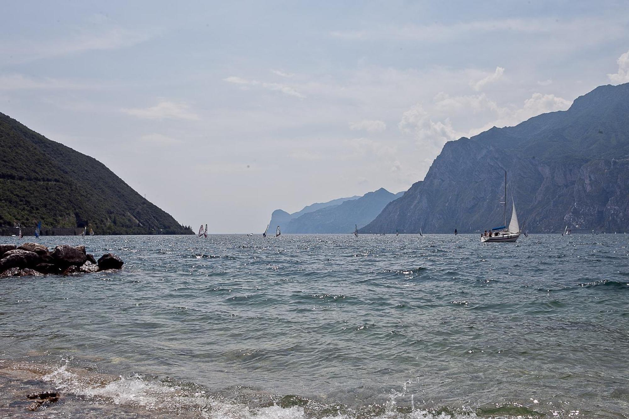 Hotel Villa Al Vento Torbole Sul Garda Ngoại thất bức ảnh