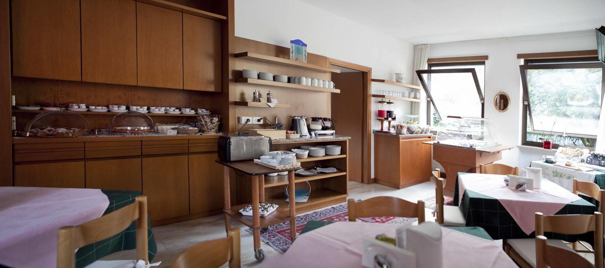 Hotel Villa Al Vento Torbole Sul Garda Ngoại thất bức ảnh