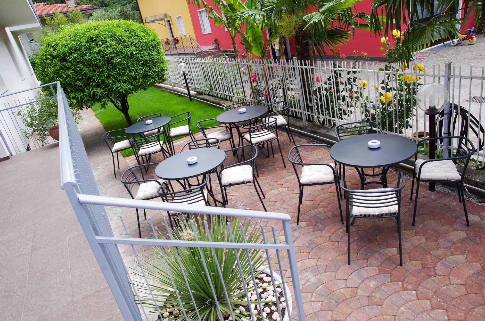 Hotel Villa Al Vento Torbole Sul Garda Ngoại thất bức ảnh
