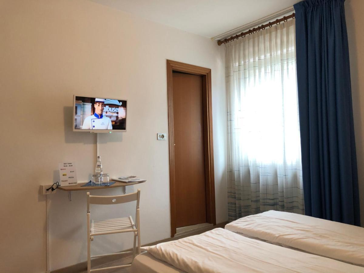 Hotel Villa Al Vento Torbole Sul Garda Ngoại thất bức ảnh